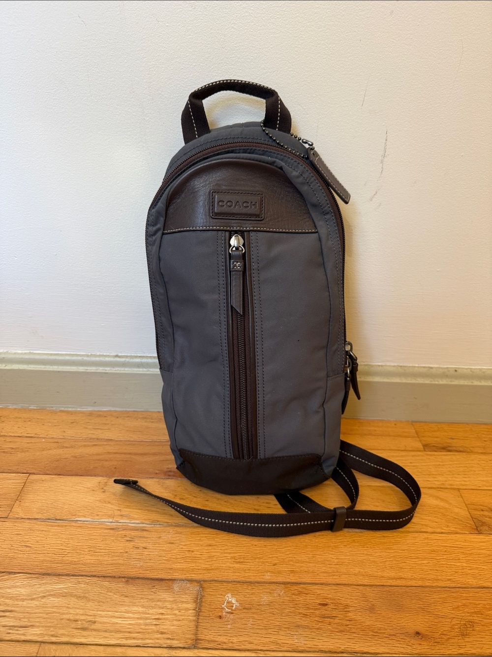 Coach sling back pack